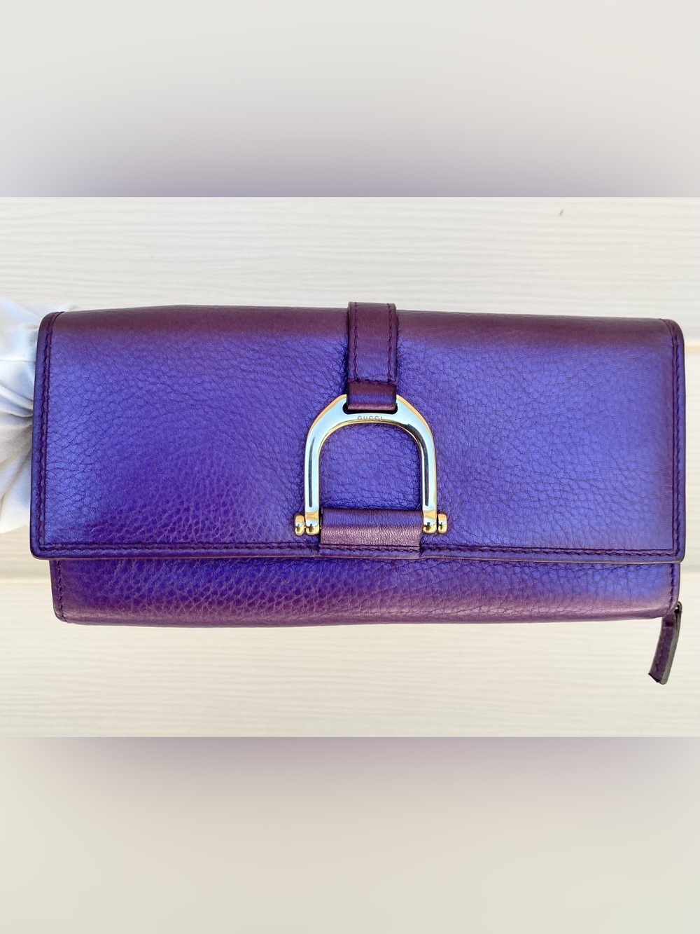 Gucci Abbey Metallic Purple Long Wallet, Signature Horsebit w/gold tone Hardware